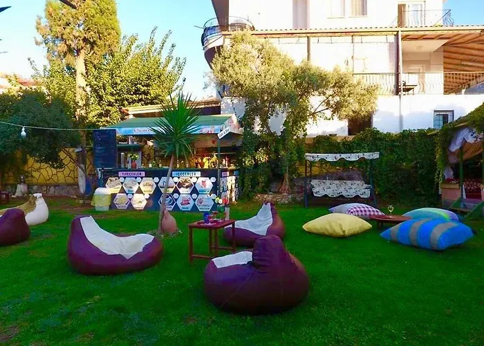 Yunus Hotel 3*