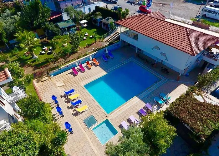 Yunus Hotel