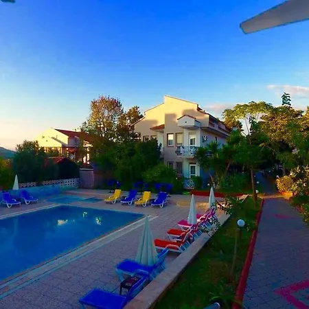 Yunus Hotel