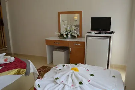 호텔 Yunus Fethiye 3*